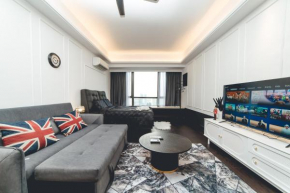 R&F Ebon Elegance 1BR Studio 5mins CIQ by Our Stay
